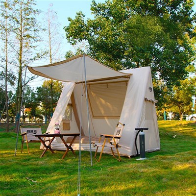 Tente gonflable triangulaire